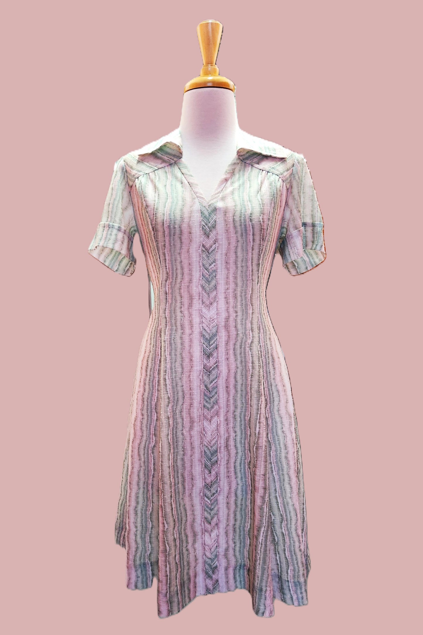 Green Lines 60's Dress // Pre-loved