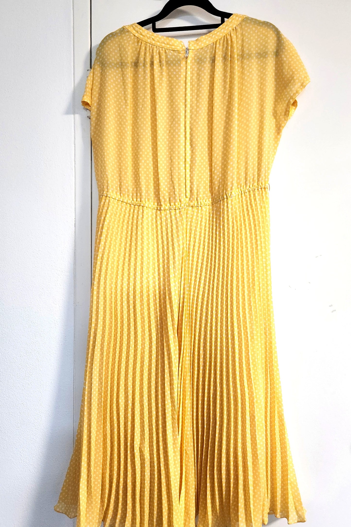 Lemon Dot Dress // Retro