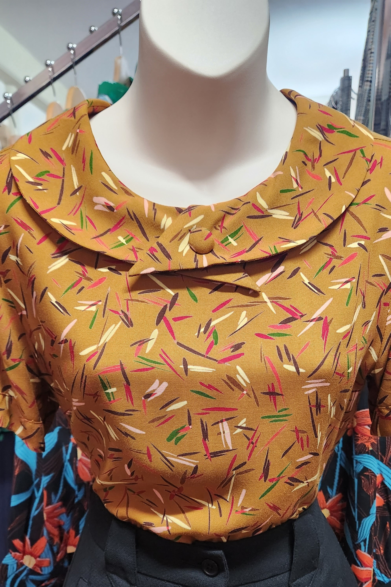 Clara Blouse // Mustard